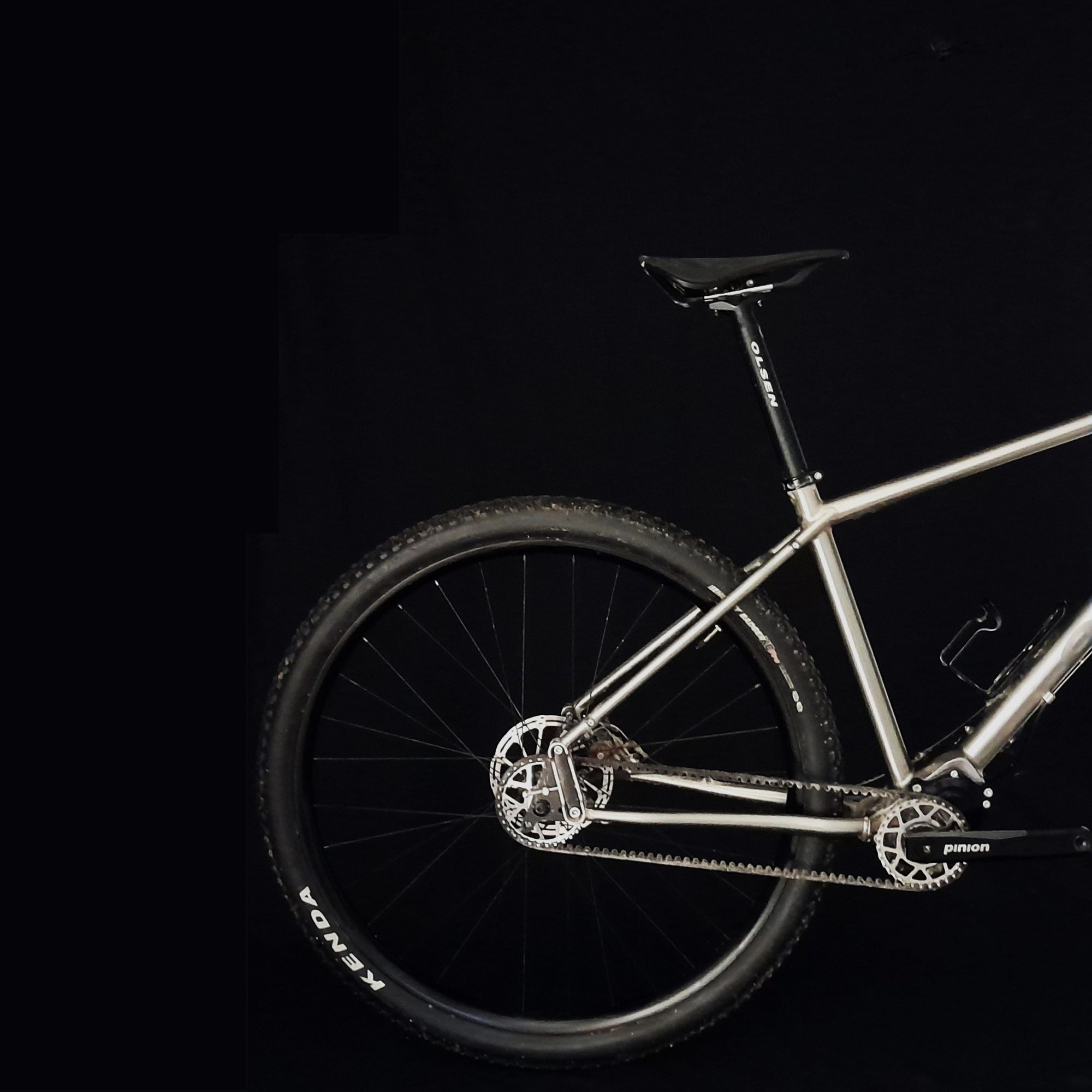 Wait… Weight? How to build the lightest Pinion Gearbox Bicycle.